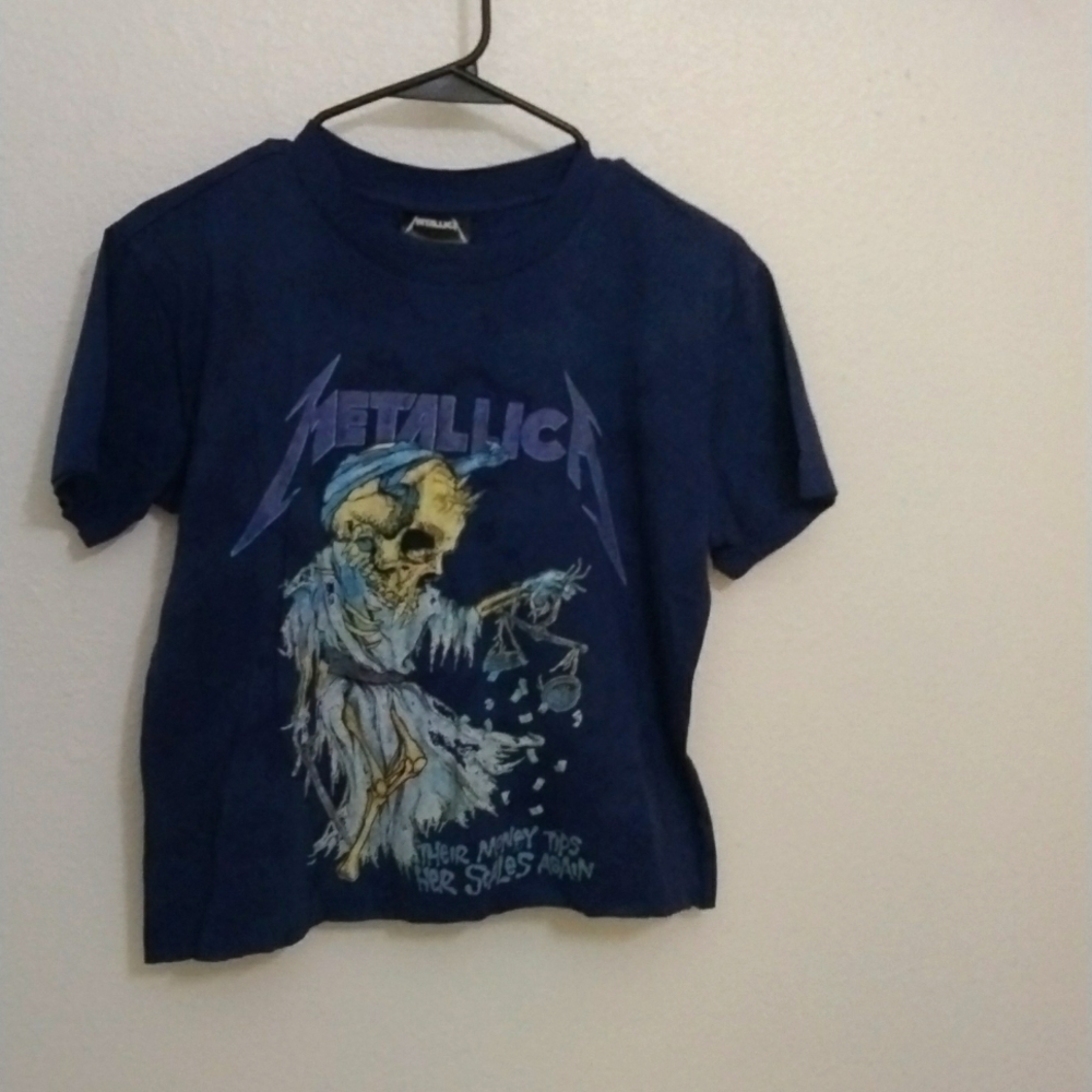 Blue Metallica shirt